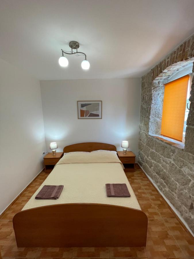 Ivan I Matej Apartments Blace Exterior photo