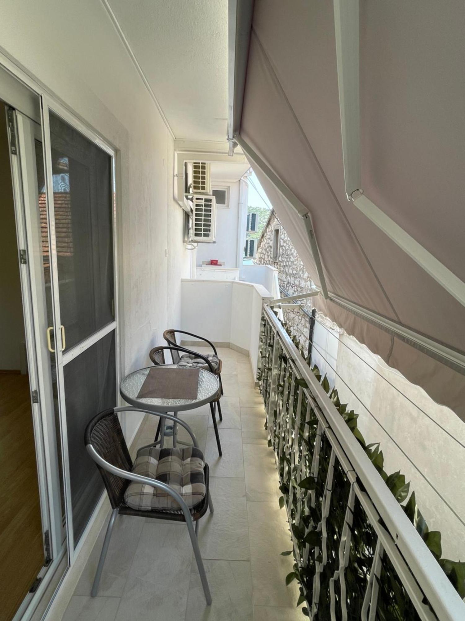 Ivan I Matej Apartments Blace Exterior photo